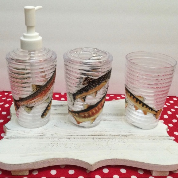 Fish inspired soap dispenser set/Fish toothbrush holder/drinking glass. New